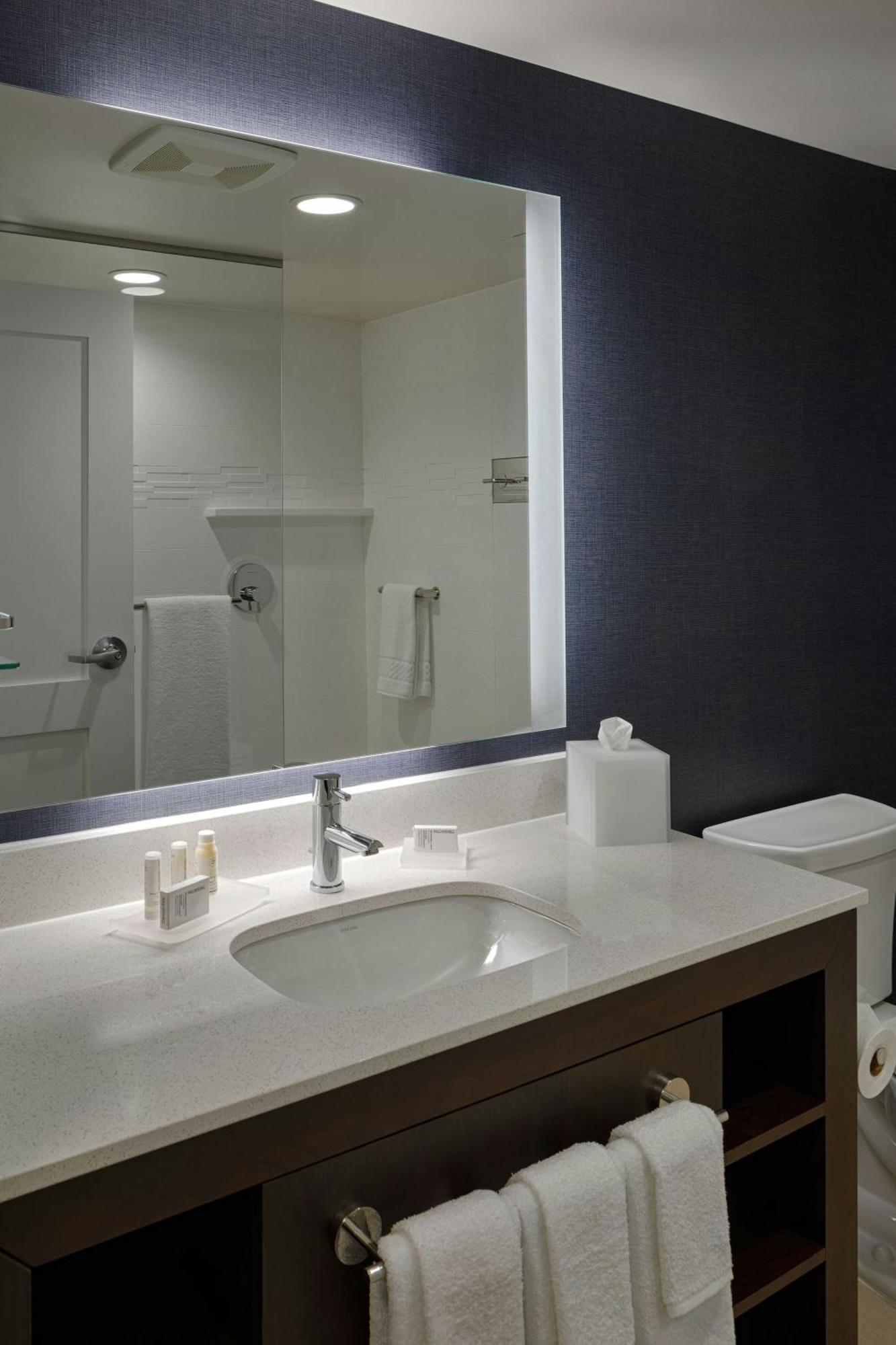 Residence Inn By Marriott Columbus Airport Екстериор снимка