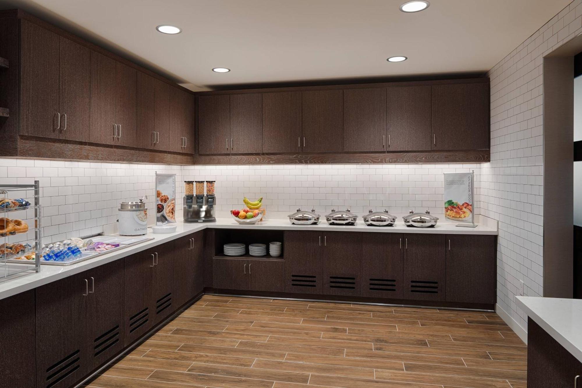 Residence Inn By Marriott Columbus Airport Екстериор снимка